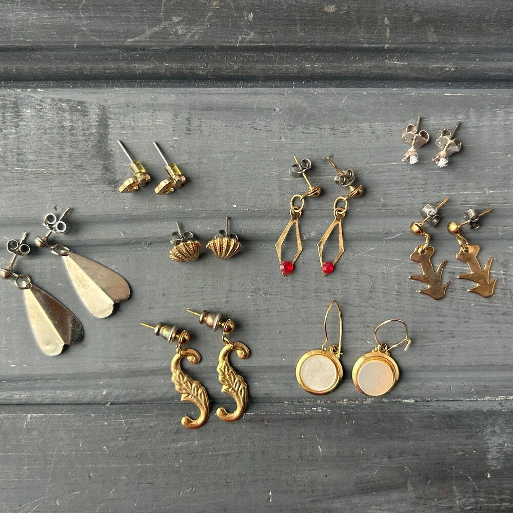 Small Vintage Earring Lot (Lot of 8)